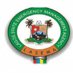 Fuel tanker falls in Lagos, residents scoops spilled content