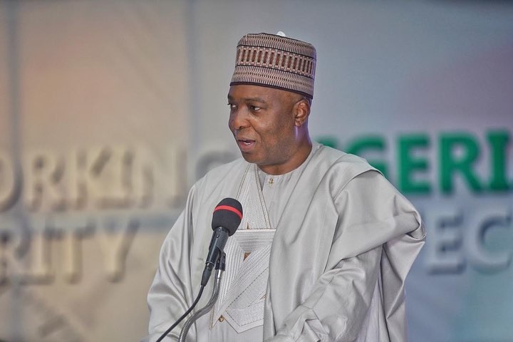 Saraki, Customs