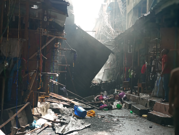 Picture of six-storey building on fire at Martins Street, opposite Oluwole Urban Mall, Lagos IslandOutbreakBy Aisha ColeLagos, Nov. 5, 2019