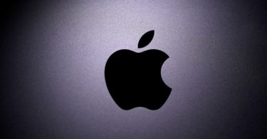 Apple market cap hits $2 trillion