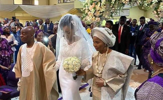Photos: Bishop Oyedepo’s daughter Joys ties knot with heartthrob