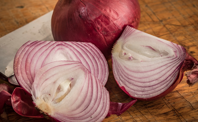 WHY DO YOU CRY WHILE CUTTING ONIONS?