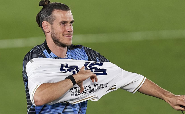 Tottenham Hotspur complete signing of Gareth Bale from Real Madrid