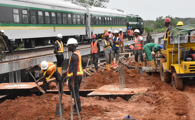 2023: Buhari orders extension Of Itakpe-Warri Railway to North