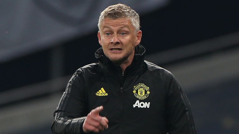 Ole Gunnar Solskjaer explains Man Utd line-up as Paul Pogba, Donny van de Beek miss out at Everton