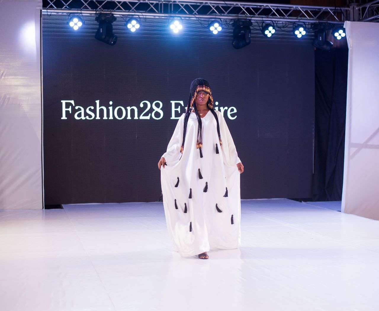 Fashion 28 Empire