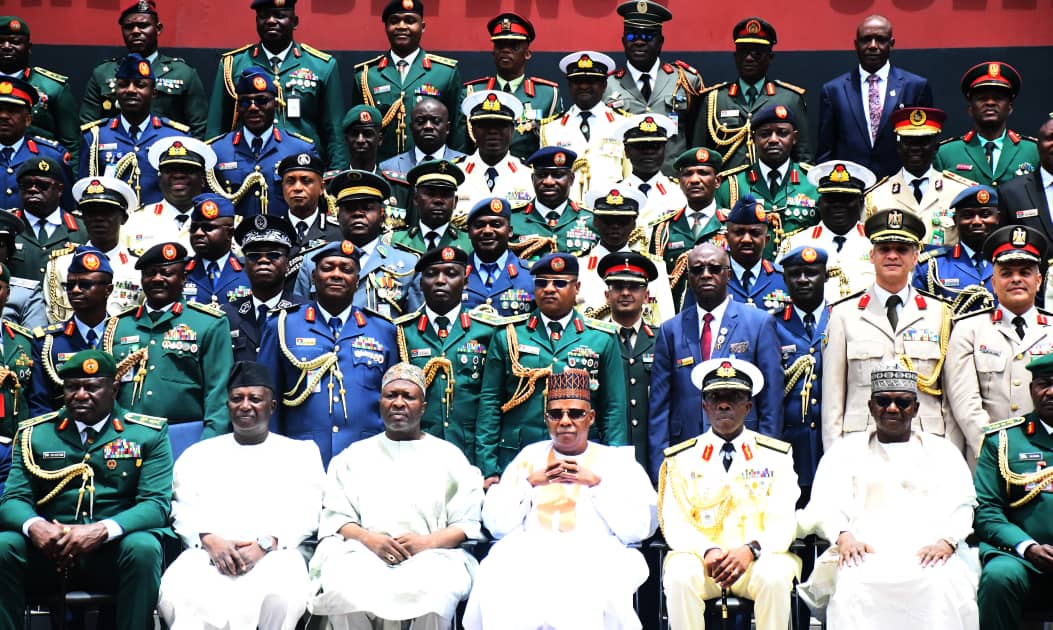 GRADUATION OF DEFENCE COLLEGE COURSE 33